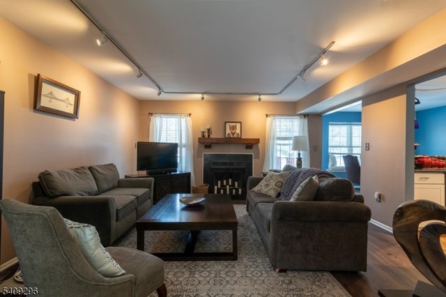 171 Beckett Pl, Franklin Twp., NJ 08873