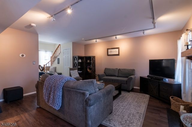 171 Beckett Pl, Franklin Twp., NJ 08873