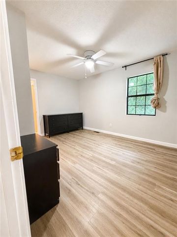 1498 Springleaf Circle SE, Smyrna, GA 30080