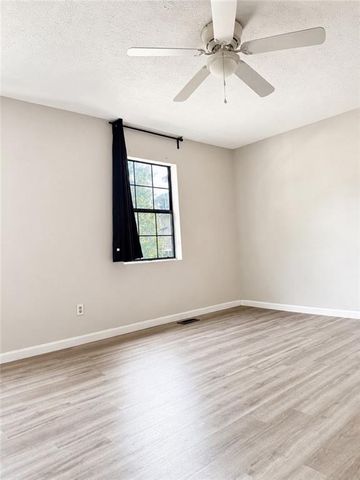 1498 Springleaf Circle SE, Smyrna, GA 30080