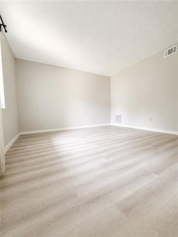 1498 Springleaf Circle SE, Smyrna, GA 30080