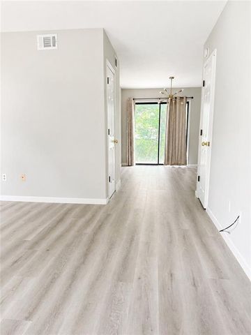1498 Springleaf Circle SE, Smyrna, GA 30080