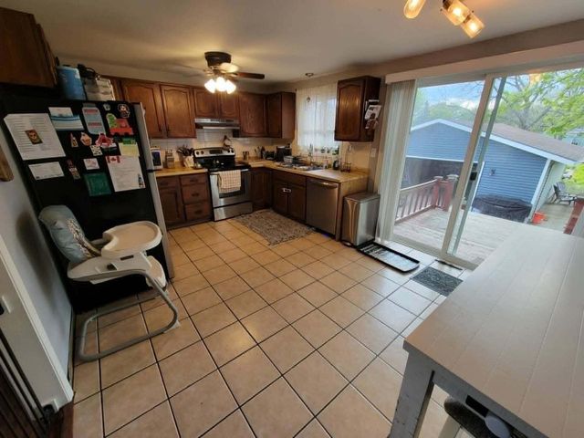 4840 Carter DRIVE, Racine, WI 53402