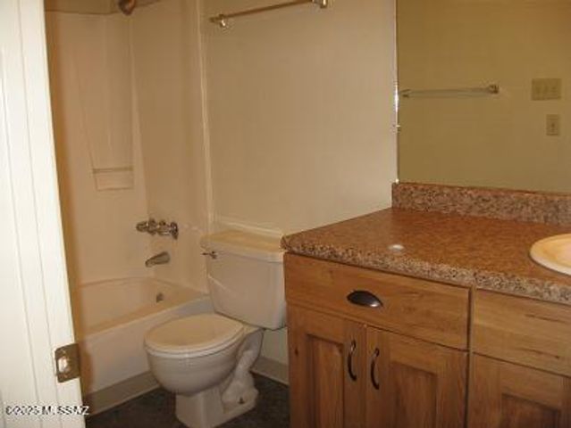 3803 S Queen Palm Drive, Tucson, AZ 85730