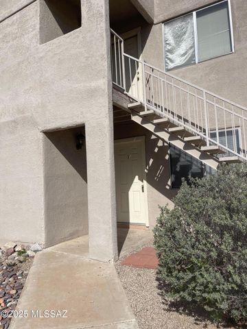 3803 S Queen Palm Drive, Tucson, AZ 85730