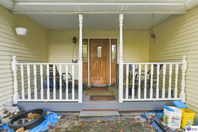 87 Pine Ridge Drive, Brandenburg, KY 40108