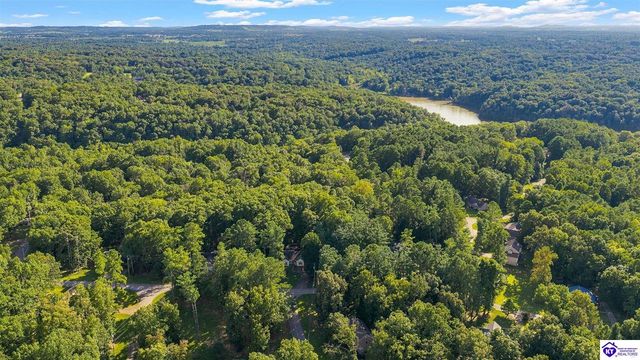 87 Pine Ridge Drive, Brandenburg, KY 40108
