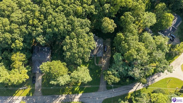 87 Pine Ridge Drive, Brandenburg, KY 40108