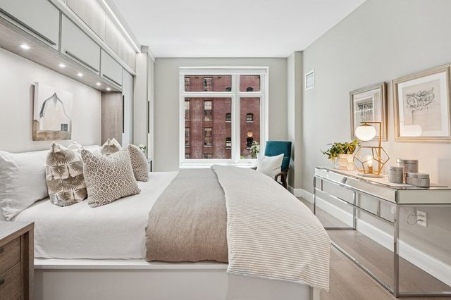 100 Lovejoy Wharf 5N, Boston, MA 02114