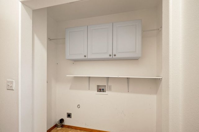 7001 E Chattaroy Rd, Chattaroy, WA 99003