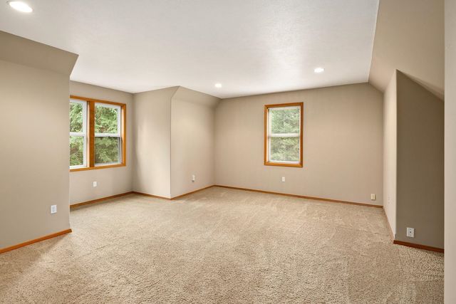 7001 E Chattaroy Rd, Chattaroy, WA 99003