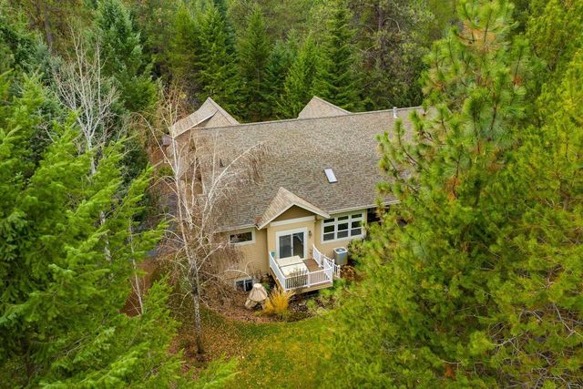 7001 E Chattaroy Rd, Chattaroy, WA 99003