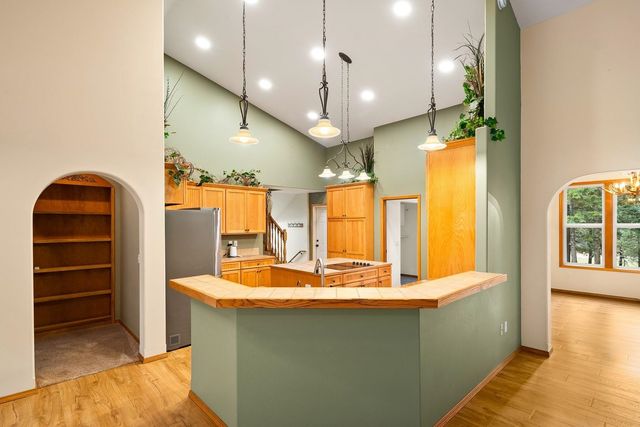 7001 E Chattaroy Rd, Chattaroy, WA 99003