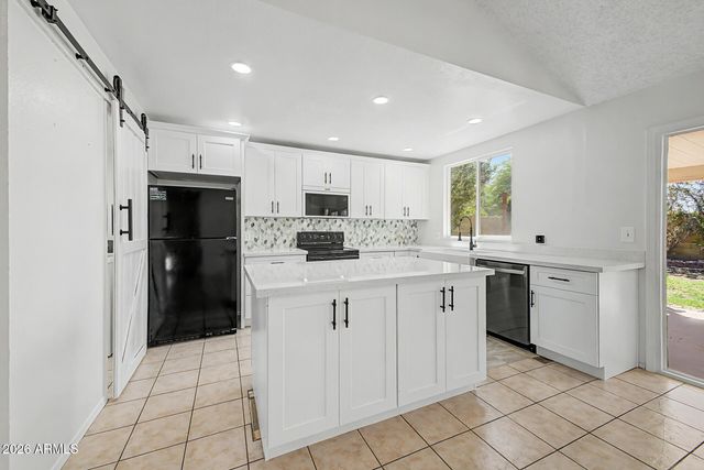 1207 E TONTO Lane, Phoenix, AZ 85024