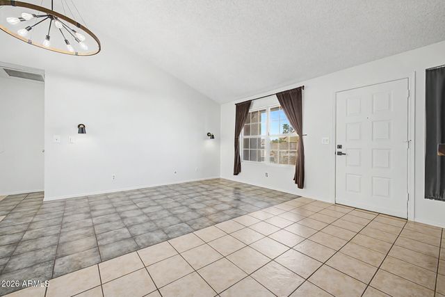 1207 E TONTO Lane, Phoenix, AZ 85024