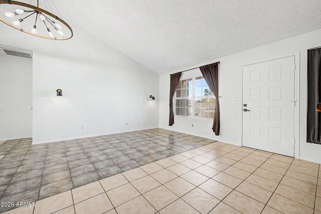 1207 E TONTO Lane, Phoenix, AZ 85024