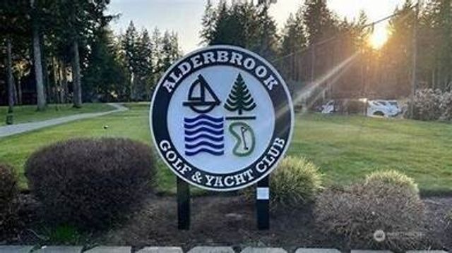 1190 E Manzanita Drive, Union, WA 98592