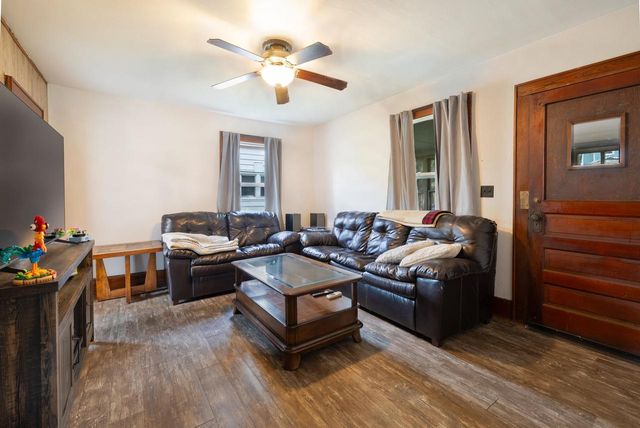 422 3rd Avenue, Baraboo, WI 53913