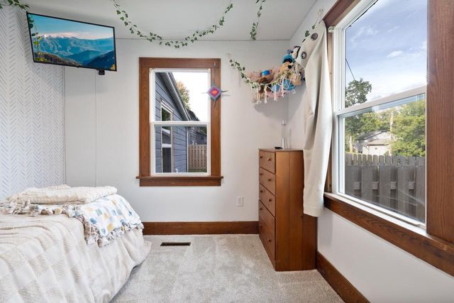 422 3rd Avenue, Baraboo, WI 53913