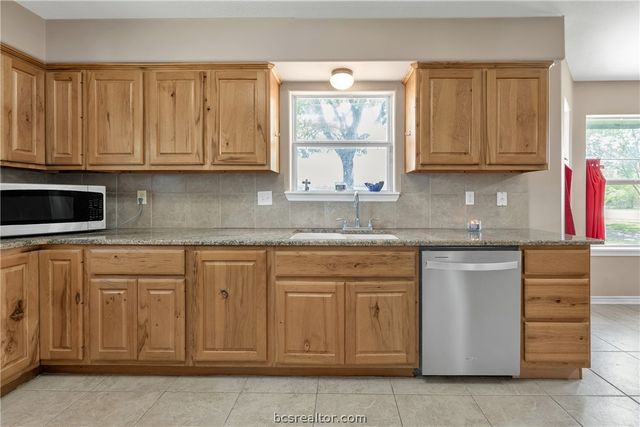 6981 County Road 108, Iola, TX 77861