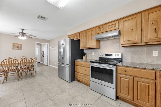 6981 County Road 108, Iola, TX 77861