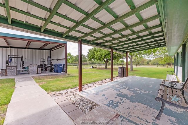 6981 County Road 108, Iola, TX 77861