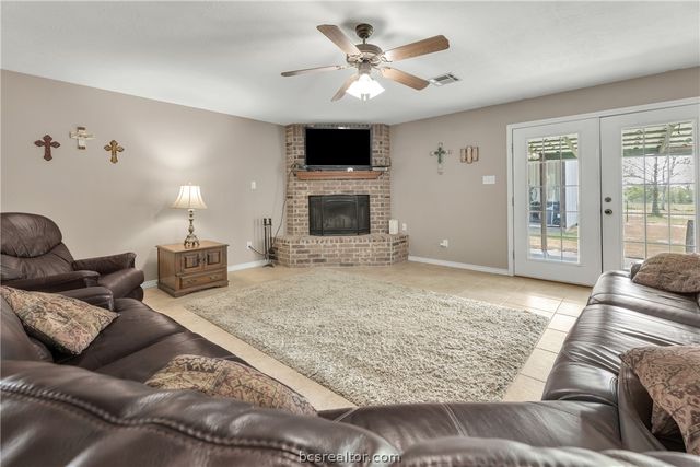 6981 County Road 108, Iola, TX 77861