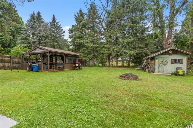 129 Wadsworth Road, Clay, NY 13212
