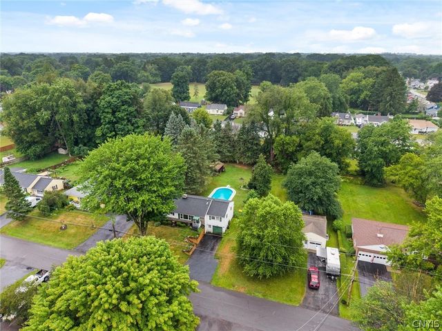 129 Wadsworth Road, Clay, NY 13212