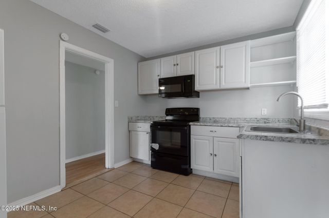 1478 W 11TH Street, Jacksonville, FL 32209