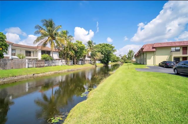 3258 NW 104th Ave 3258, Coral Springs, FL 33065