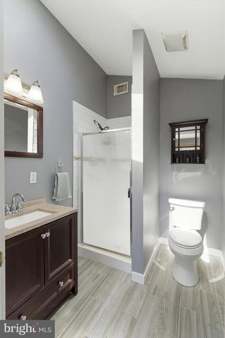 144 MAPLE SHADE AVE, Hamilton, NJ 08610