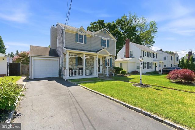 144 MAPLE SHADE AVE, Hamilton, NJ 08610