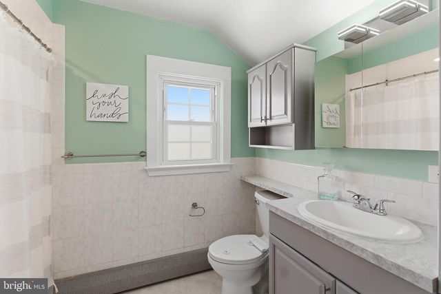 144 MAPLE SHADE AVE, Hamilton, NJ 08610
