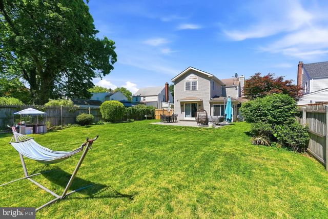 144 MAPLE SHADE AVE, Hamilton, NJ 08610