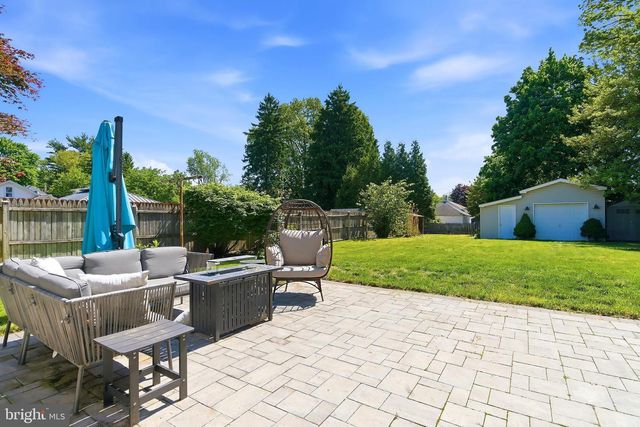 144 MAPLE SHADE AVE, Hamilton, NJ 08610