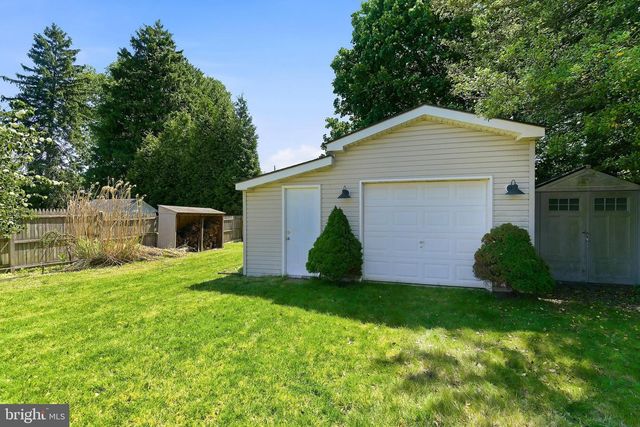 144 MAPLE SHADE AVE, Hamilton, NJ 08610