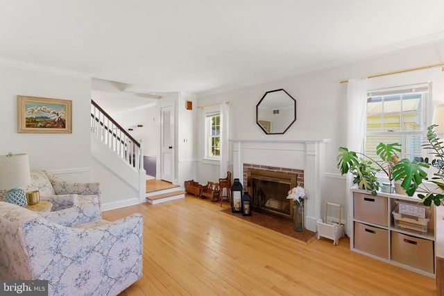 144 MAPLE SHADE AVE, Hamilton, NJ 08610