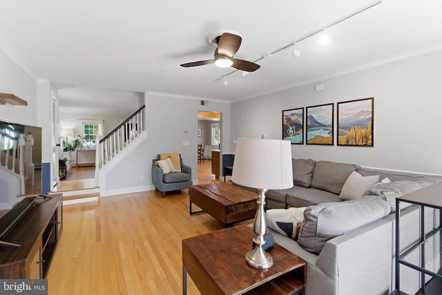 144 MAPLE SHADE AVE, Hamilton, NJ 08610