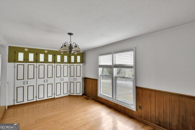 9871 Cumming Highway, Canton, GA 30115