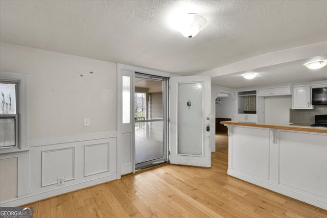 9871 Cumming Highway, Canton, GA 30115