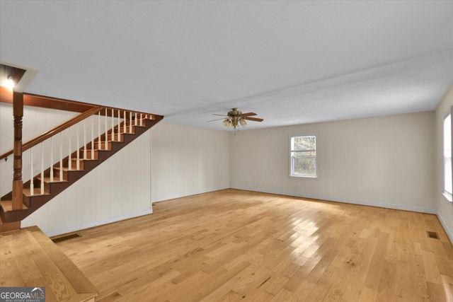 9871 Cumming Highway, Canton, GA 30115