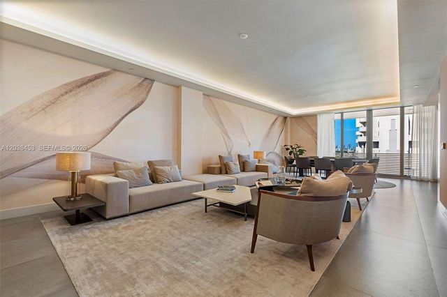 515 Valencia Avenue 802, Coral Gables, FL 33134