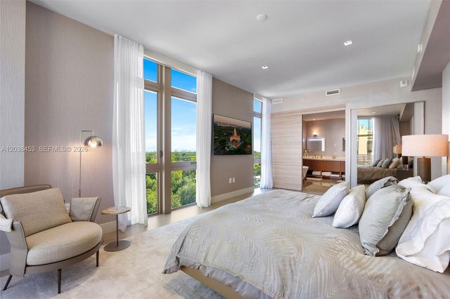 515 Valencia Avenue 802, Coral Gables, FL 33134