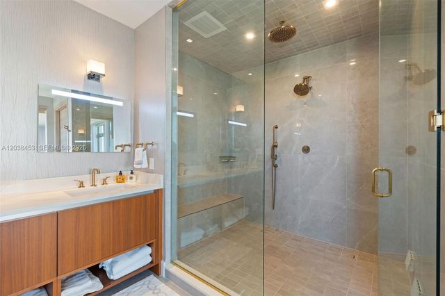 515 Valencia Avenue 802, Coral Gables, FL 33134