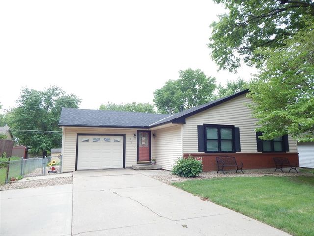 237 FAIRLANE Street, Lansing, KS 66043