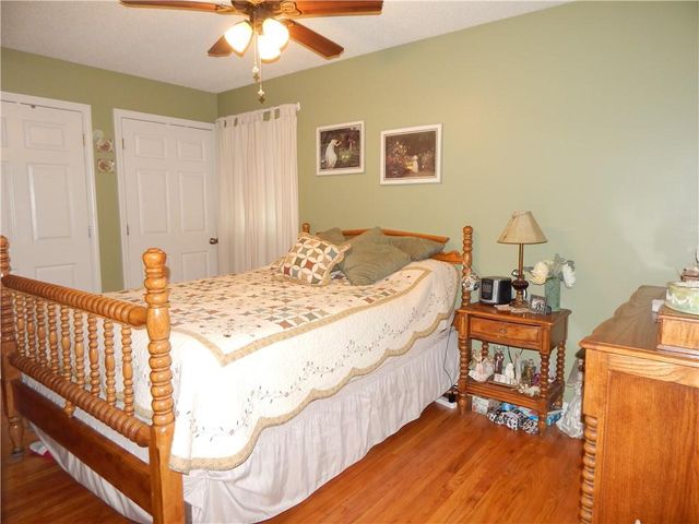 237 FAIRLANE Street, Lansing, KS 66043