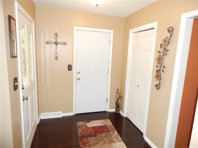 237 FAIRLANE Street, Lansing, KS 66043