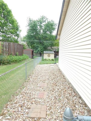237 FAIRLANE Street, Lansing, KS 66043