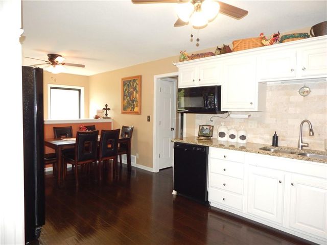 237 FAIRLANE Street, Lansing, KS 66043